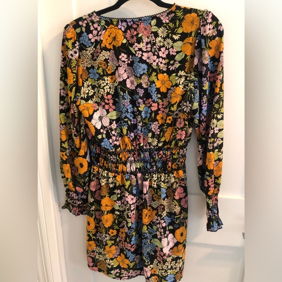 WAYF FLORAL DRESS - Picture 2 of 5